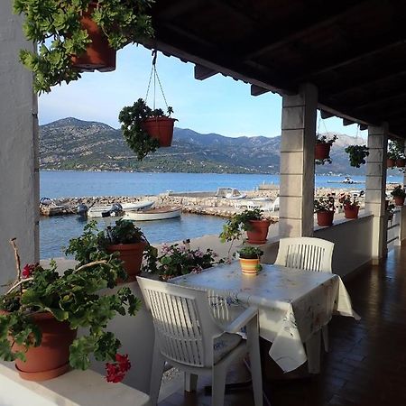Katja Beach Apartment Račišće Buitenkant foto