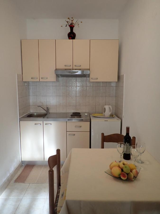 Katja Beach Apartment Račišće Buitenkant foto
