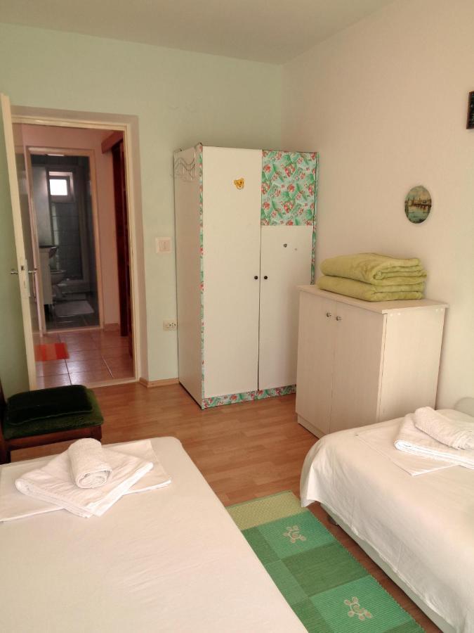 Katja Beach Apartment Račišće Buitenkant foto