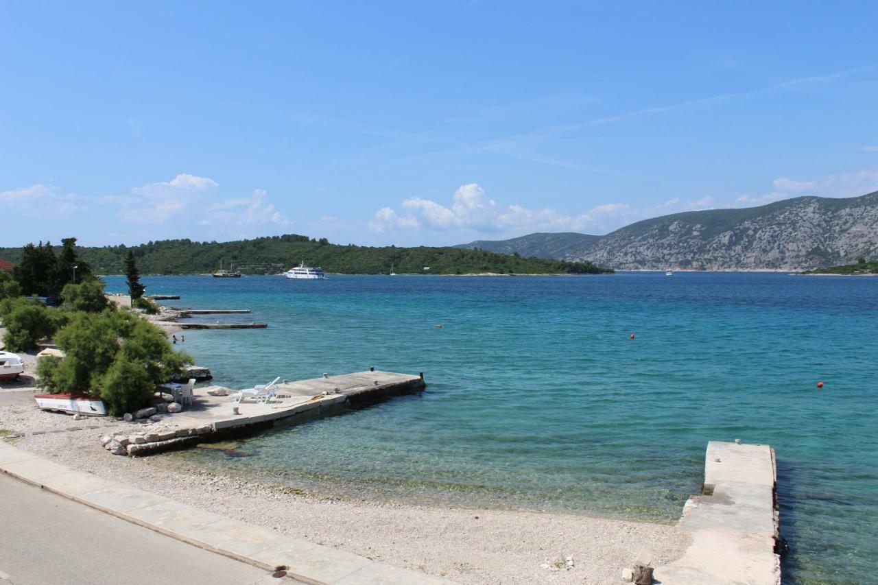 Katja Beach Apartment Račišće Buitenkant foto